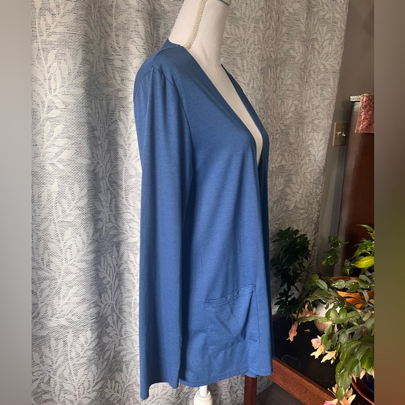 Town Cat Cardigan Womens Large Blue
Open Lightweight with Pockets - Picture 2 of 5